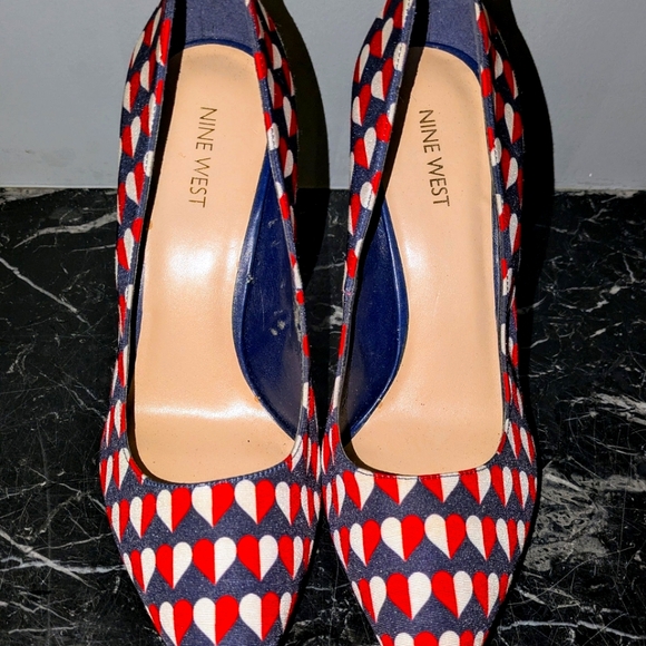 Nine West Stylish Women's Heels in Red and Blue Size 10M - Picture 8 of 11